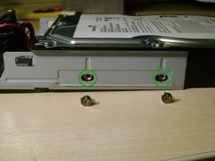Proper Alignment of the Hard Drive in the Tray